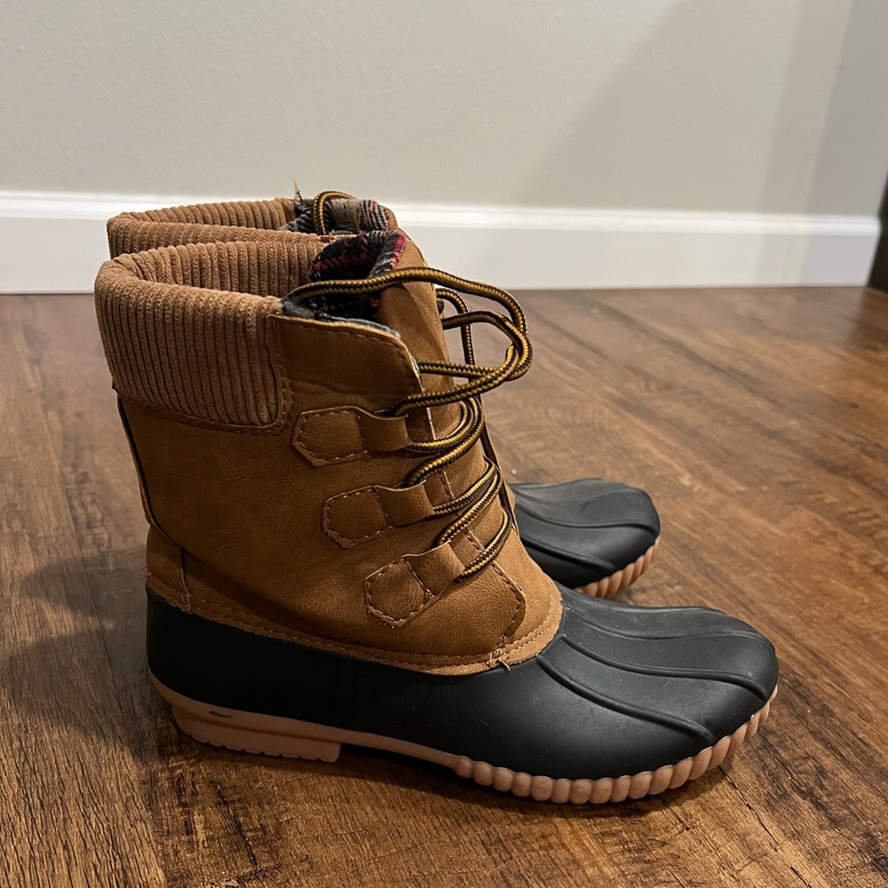 Size 6 Duck Boots